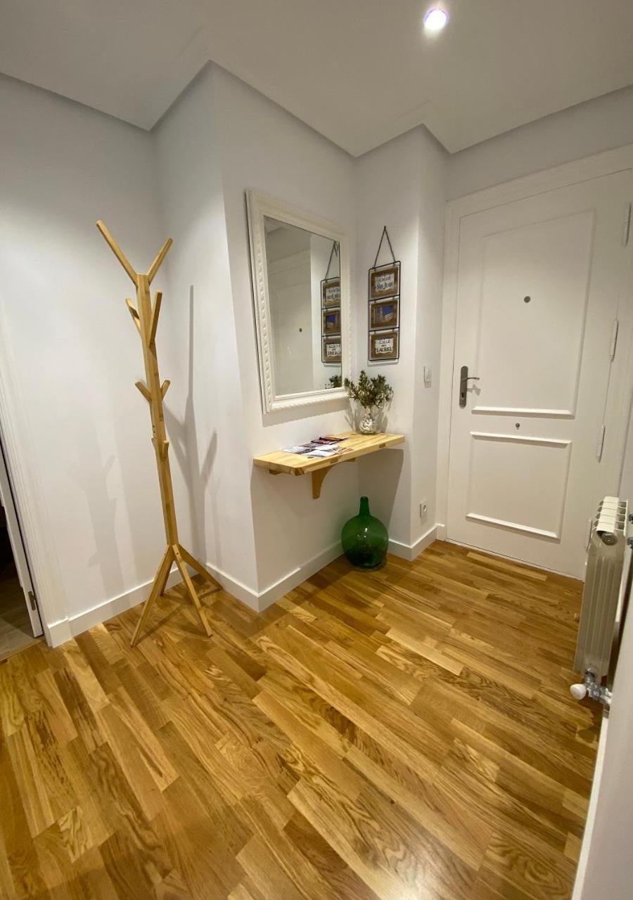 Alojamiento En Pleno Centro Con Wifi Y Aire Acondicionado Logrono Exterior photo